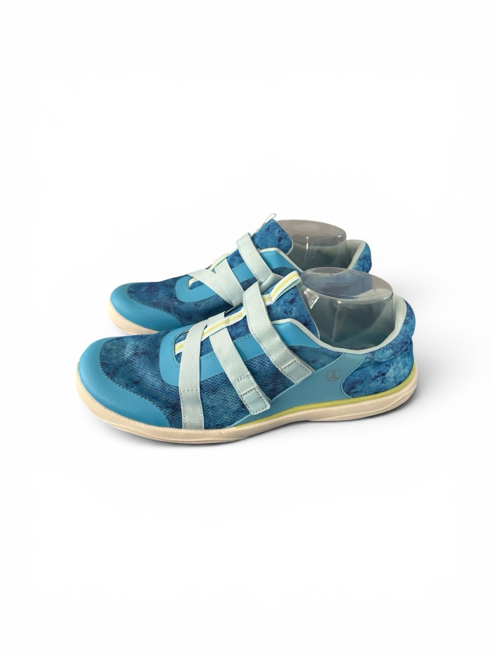 Lands end Women Water Shoes Turquoise Tie Dye Size 10 Shoes